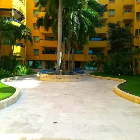 Vacaciones De Lujo Junto Al Mar !!!